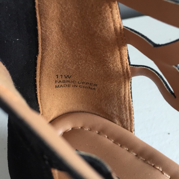 Torrid Rhinestone Sandals - Picture 6 of 14